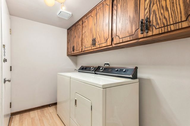 15651 Garden View Court 2D, Orland Park, IL 60462