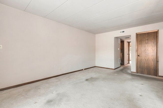 15651 Garden View Court 2D, Orland Park, IL 60462