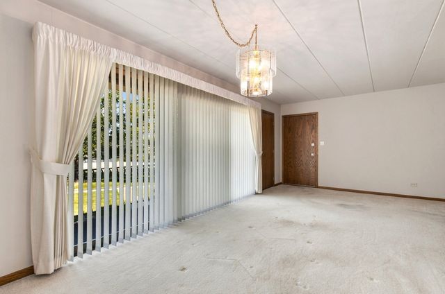 15651 Garden View Court 2D, Orland Park, IL 60462