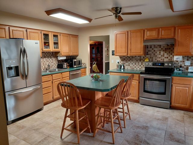 827 S McKinley Avenue, Kankakee, IL 60901