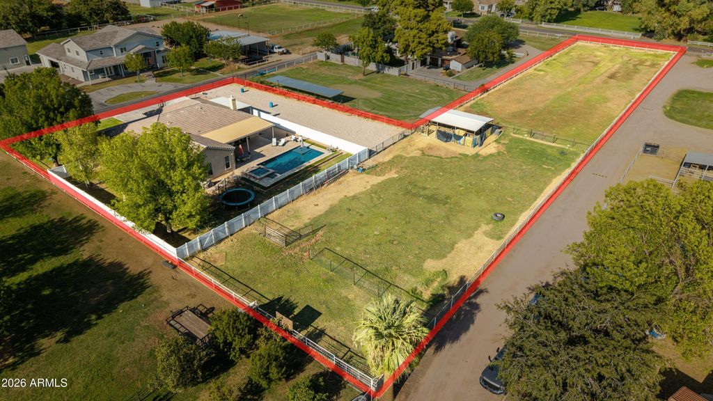 2233 E PARK Avenue, Gilbert, AZ 85234 — exterior