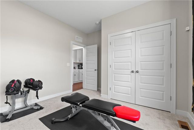 1717 SW Hightown Drive, Lee's Summit, MO 64082