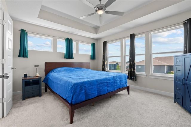 1717 SW Hightown Drive, Lee's Summit, MO 64082