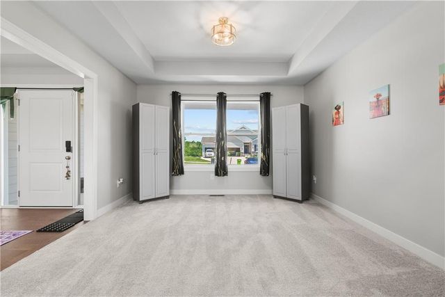 1717 SW Hightown Drive, Lee's Summit, MO 64082