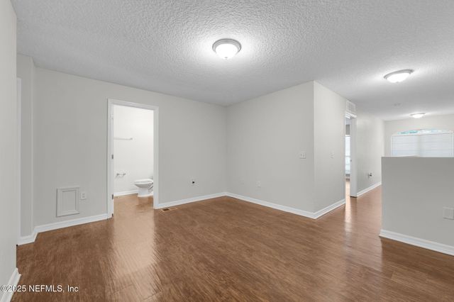 7398 PALM HILLS Drive, Jacksonville, FL 32244