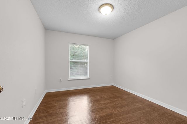 7398 PALM HILLS Drive, Jacksonville, FL 32244