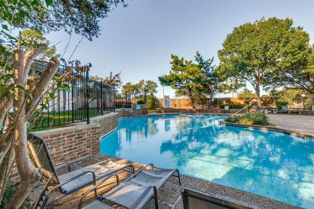 13784 Brookgreen Circle, Dallas, TX 75240
