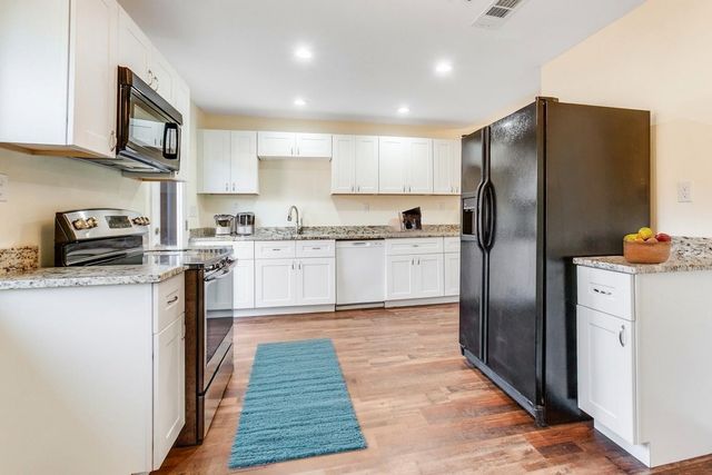 13784 Brookgreen Circle, Dallas, TX 75240