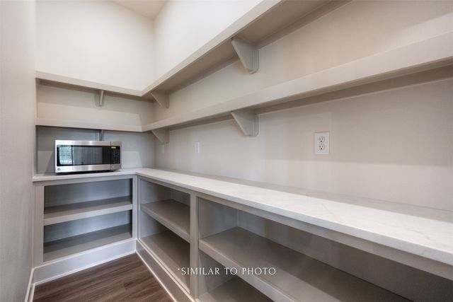 1310 SE Menlo Drive, Waukee, IA 50263