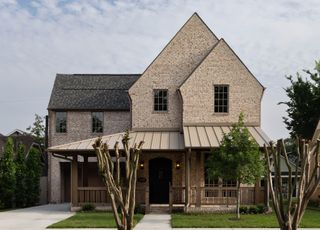 1126 E 7th 1/2 Street, Houston, TX 77009