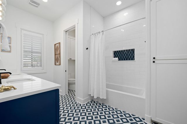 165 Triton LN, Port Aransas, TX 78373
