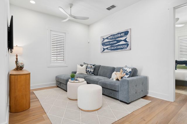 165 Triton LN, Port Aransas, TX 78373