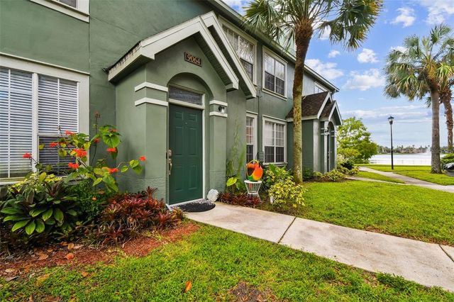 9064 LAKE CHASE ISLAND WAY, Tampa, FL 33626