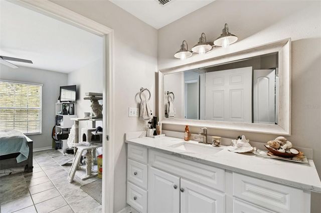 9064 LAKE CHASE ISLAND WAY, Tampa, FL 33626
