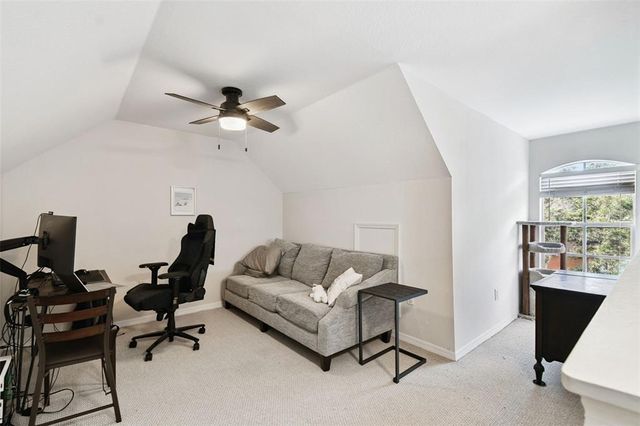 9064 LAKE CHASE ISLAND WAY, Tampa, FL 33626