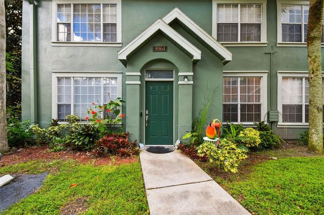 9064 LAKE CHASE ISLAND WAY, Tampa, FL 33626