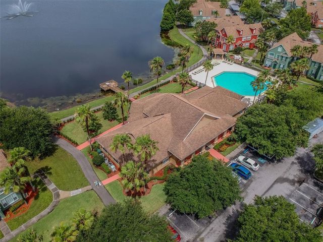 9064 LAKE CHASE ISLAND WAY, Tampa, FL 33626
