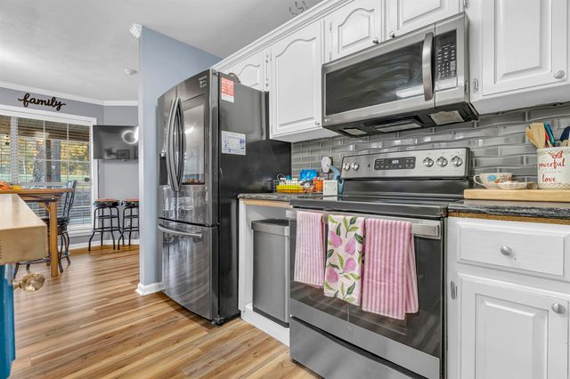 36 Par Court, Morrilton, AR 72110