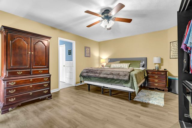 36 Par Court, Morrilton, AR 72110