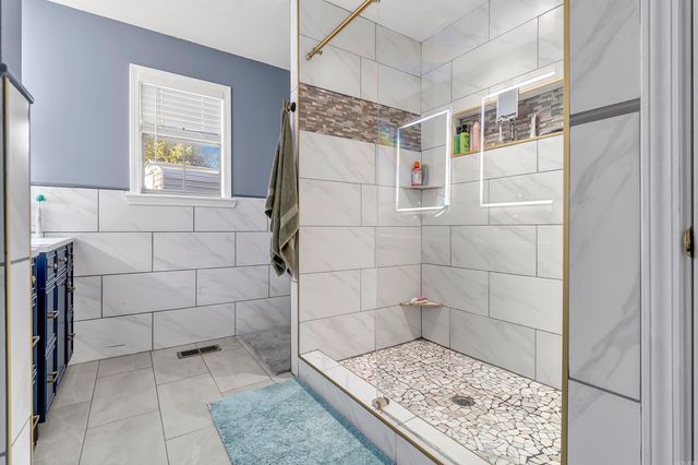 36 Par Court, Morrilton, AR 72110