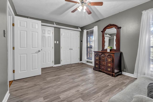 36 Par Court, Morrilton, AR 72110