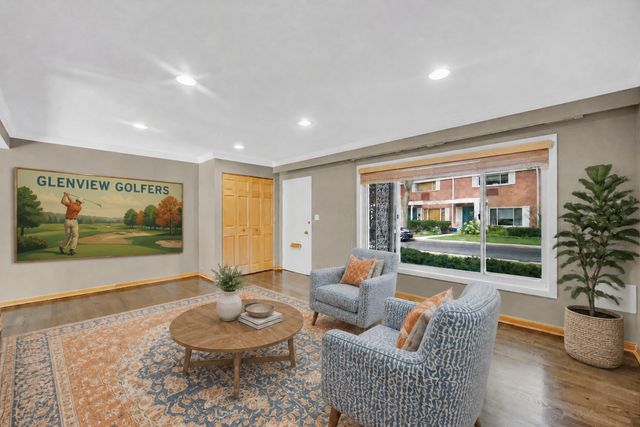 662 Carriage Hill Drive, Glenview, IL 60025