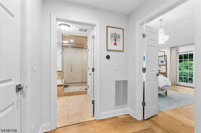 44 Brookvale Rd, Kinnelon Boro, NJ 07405