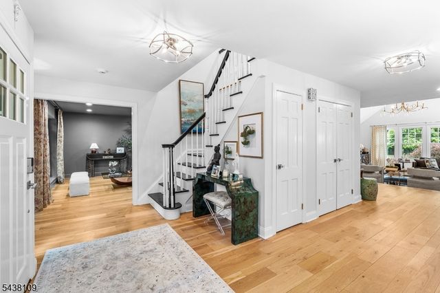 44 Brookvale Rd, Kinnelon Boro, NJ 07405