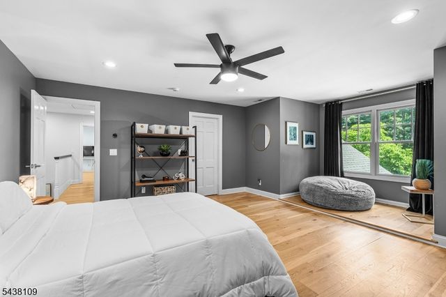 44 Brookvale Rd, Kinnelon Boro, NJ 07405