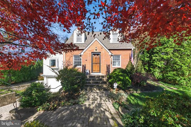 6329 19TH ST N, Arlington, VA 22205