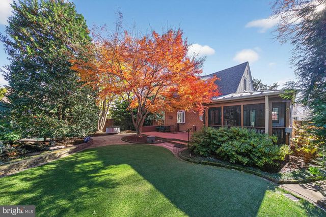 6329 19TH ST N, Arlington, VA 22205