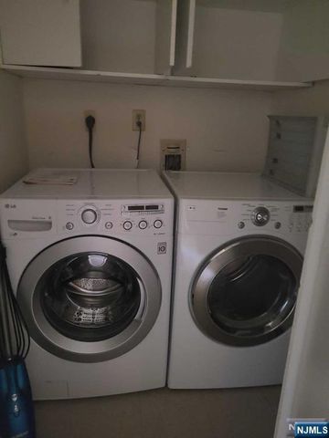 10 Peabody Court 1010, Teaneck, NJ 07666