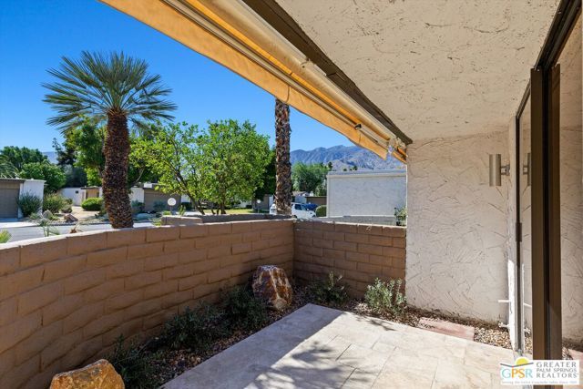 2224 Casitas Way, Palm Springs, CA 92264