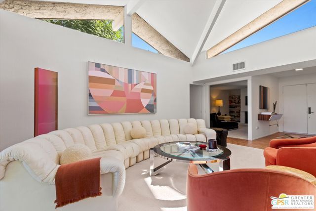 2224 Casitas Way, Palm Springs, CA 92264