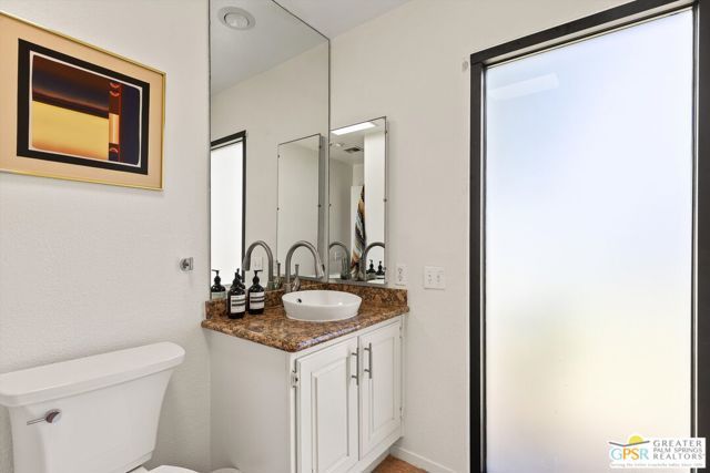 2224 Casitas Way, Palm Springs, CA 92264