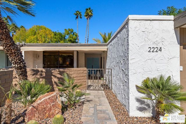 2224 Casitas Way, Palm Springs, CA 92264