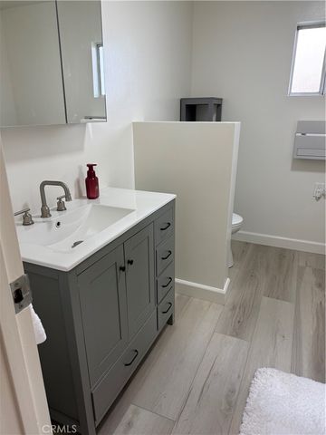 2037 N Brighton, Burbank, CA 91504