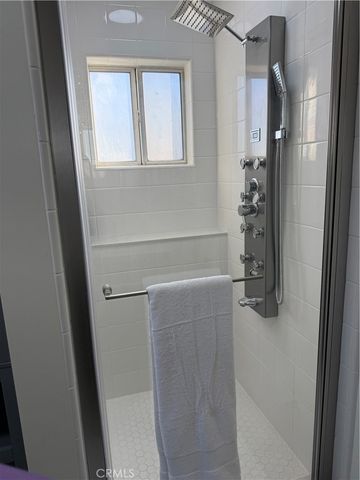 2037 N Brighton, Burbank, CA 91504