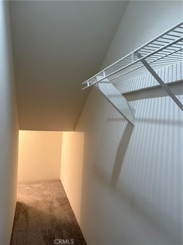 2037 N Brighton, Burbank, CA 91504