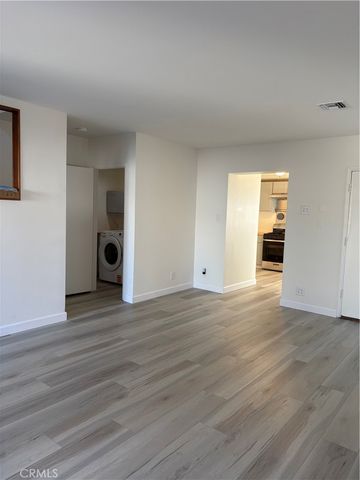 2037 N Brighton, Burbank, CA 91504