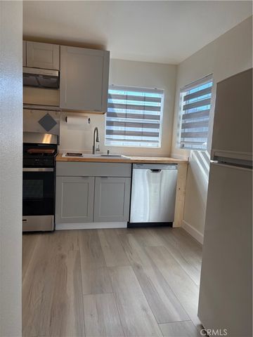 2037 N Brighton, Burbank, CA 91504