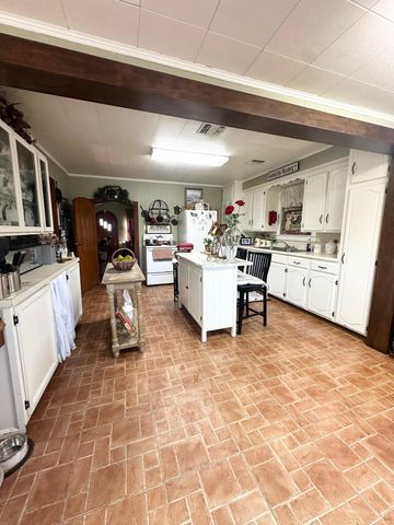 173 New Orleans Boulevard, Houma, LA 70364