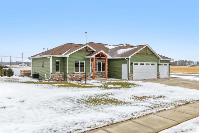 1667 TORCHWOOD TRAIL, De Pere, WI 54115