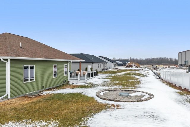 1667 TORCHWOOD TRAIL, De Pere, WI 54115