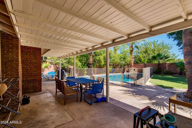 6137 N 16TH Drive, Phoenix, AZ 85015