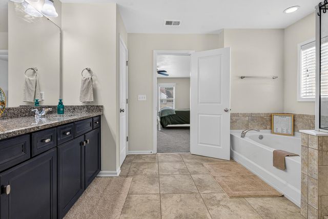 8007 Seastar Lane, Hanahan, SC 29410