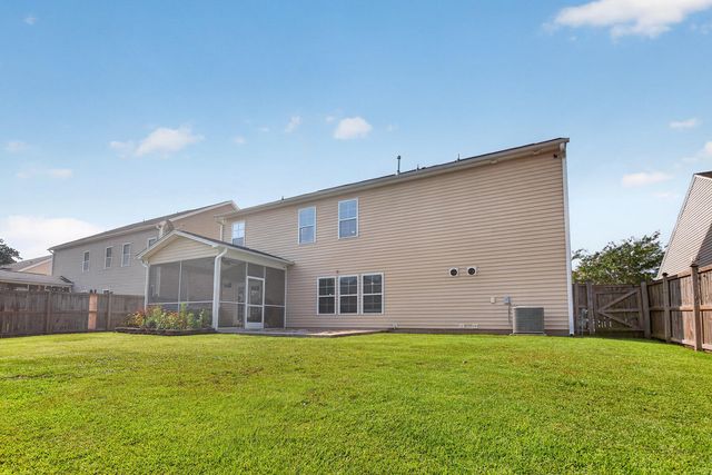 8007 Seastar Lane, Hanahan, SC 29410