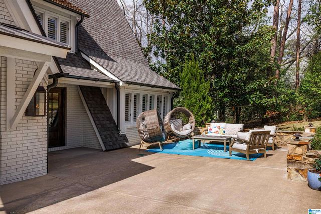 2600 ALTADENA ROAD, Vestavia Hills, AL 35243