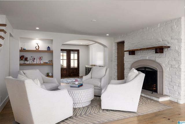 2600 ALTADENA ROAD, Vestavia Hills, AL 35243