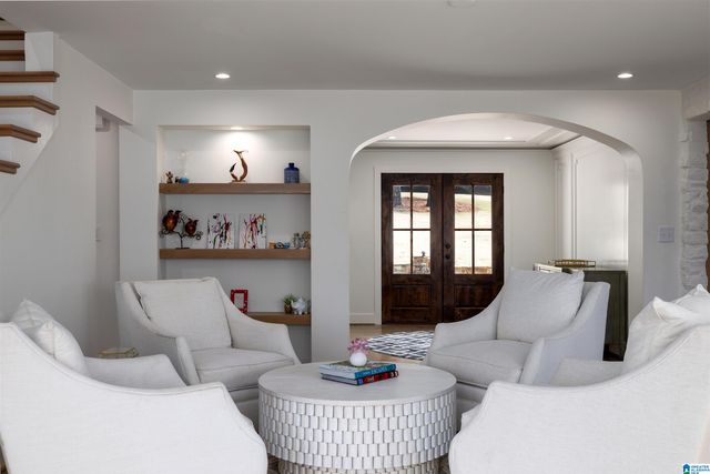 2600 ALTADENA ROAD, Vestavia Hills, AL 35243